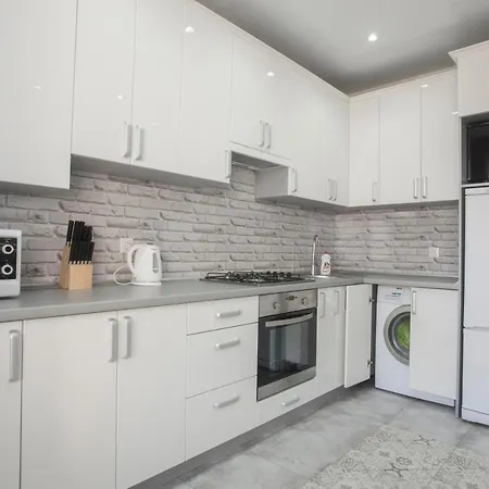 Apartment In Center Premium ايفانو - فرانكيفسك المظهر الخارجي الصورة